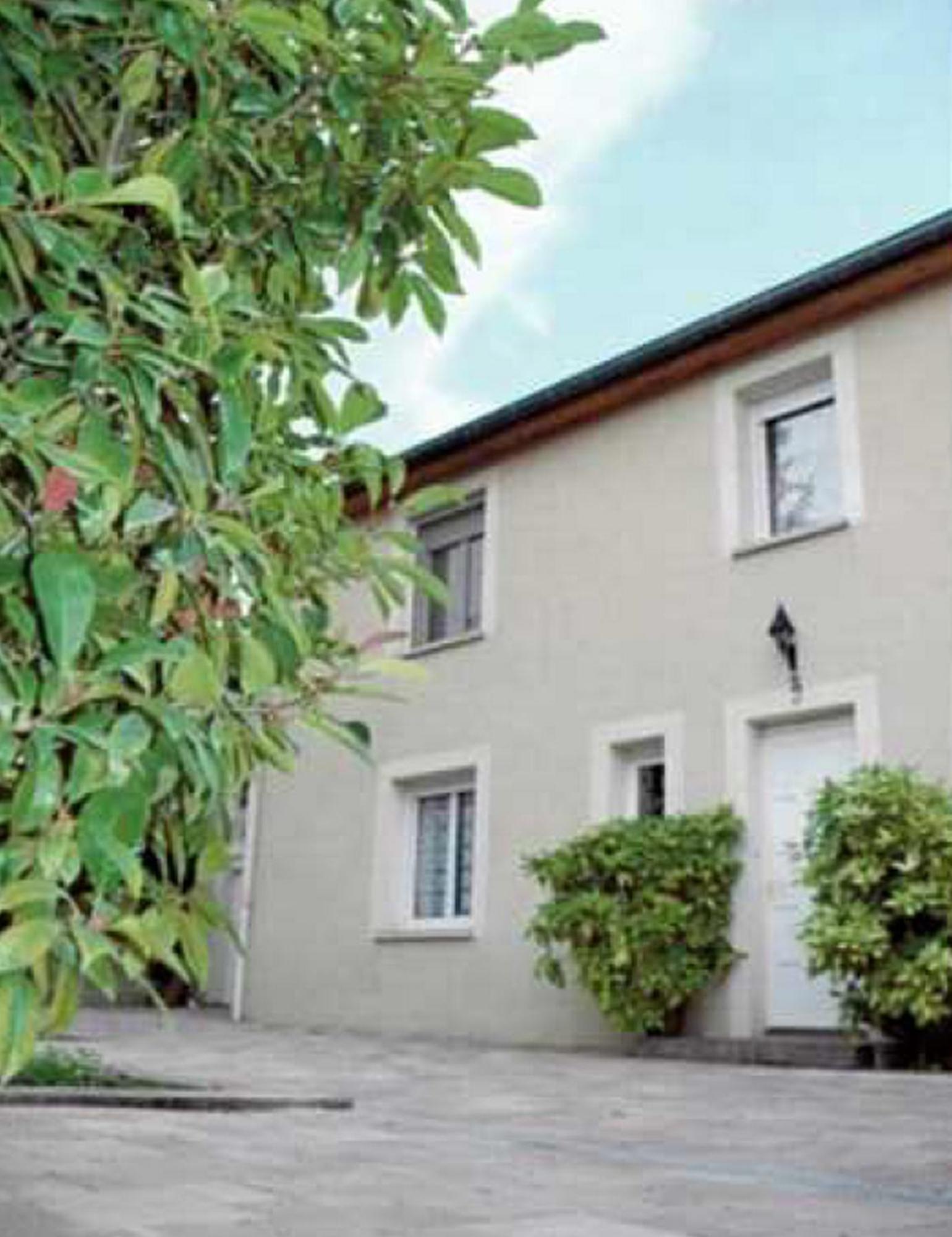 Hotel Les Berges De L'O Saint-Nicolas-de-Port Esterno foto